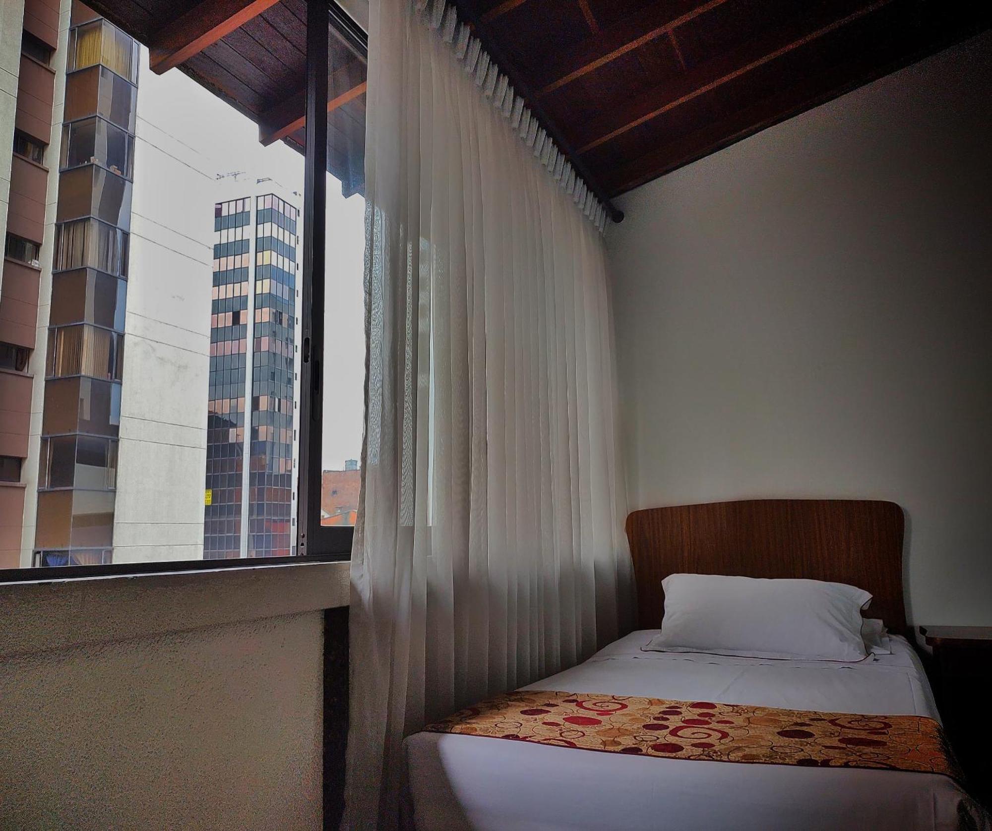Gran Hotel ميديلين المظهر الخارجي الصورة