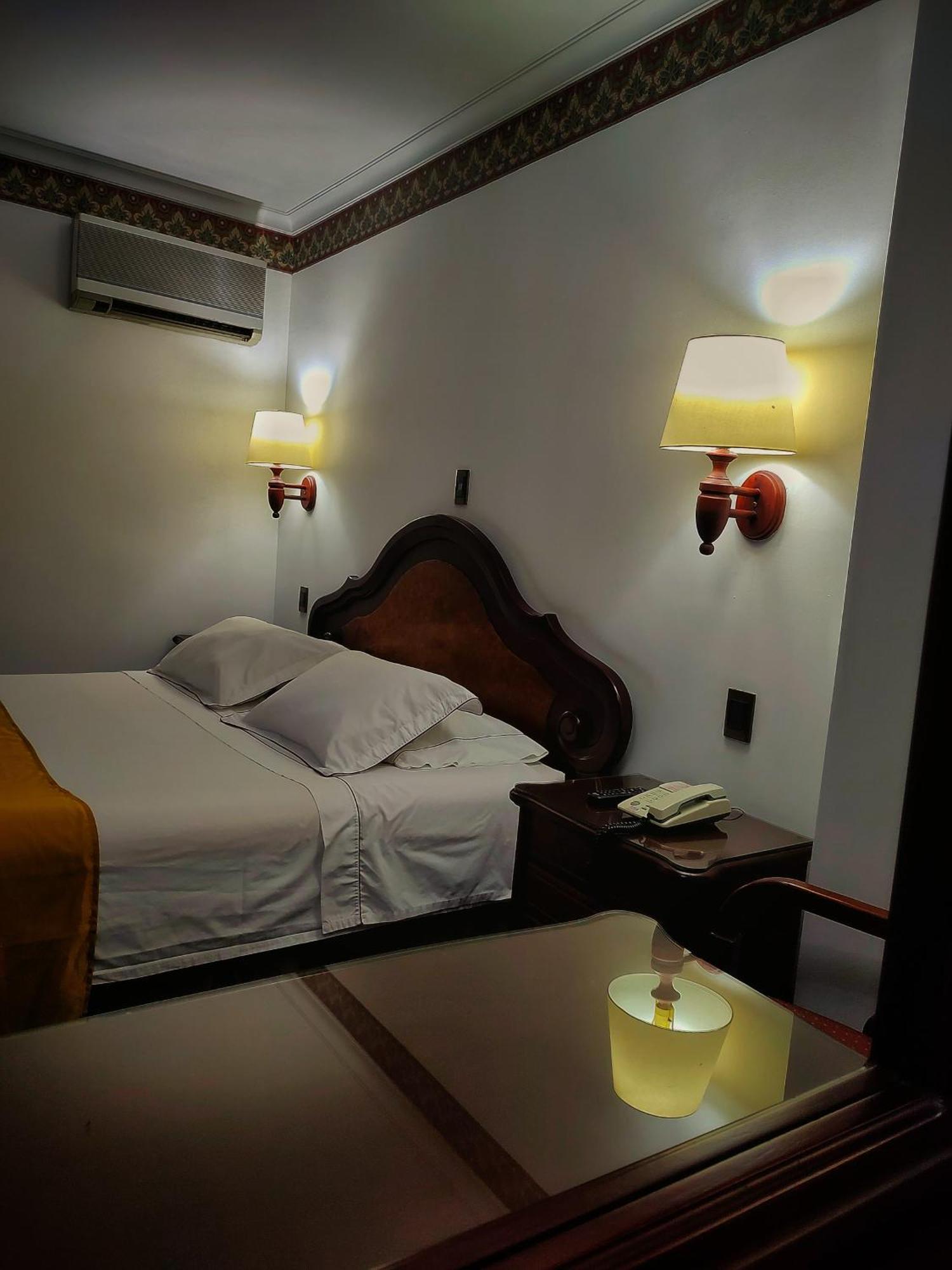 Gran Hotel ميديلين المظهر الخارجي الصورة