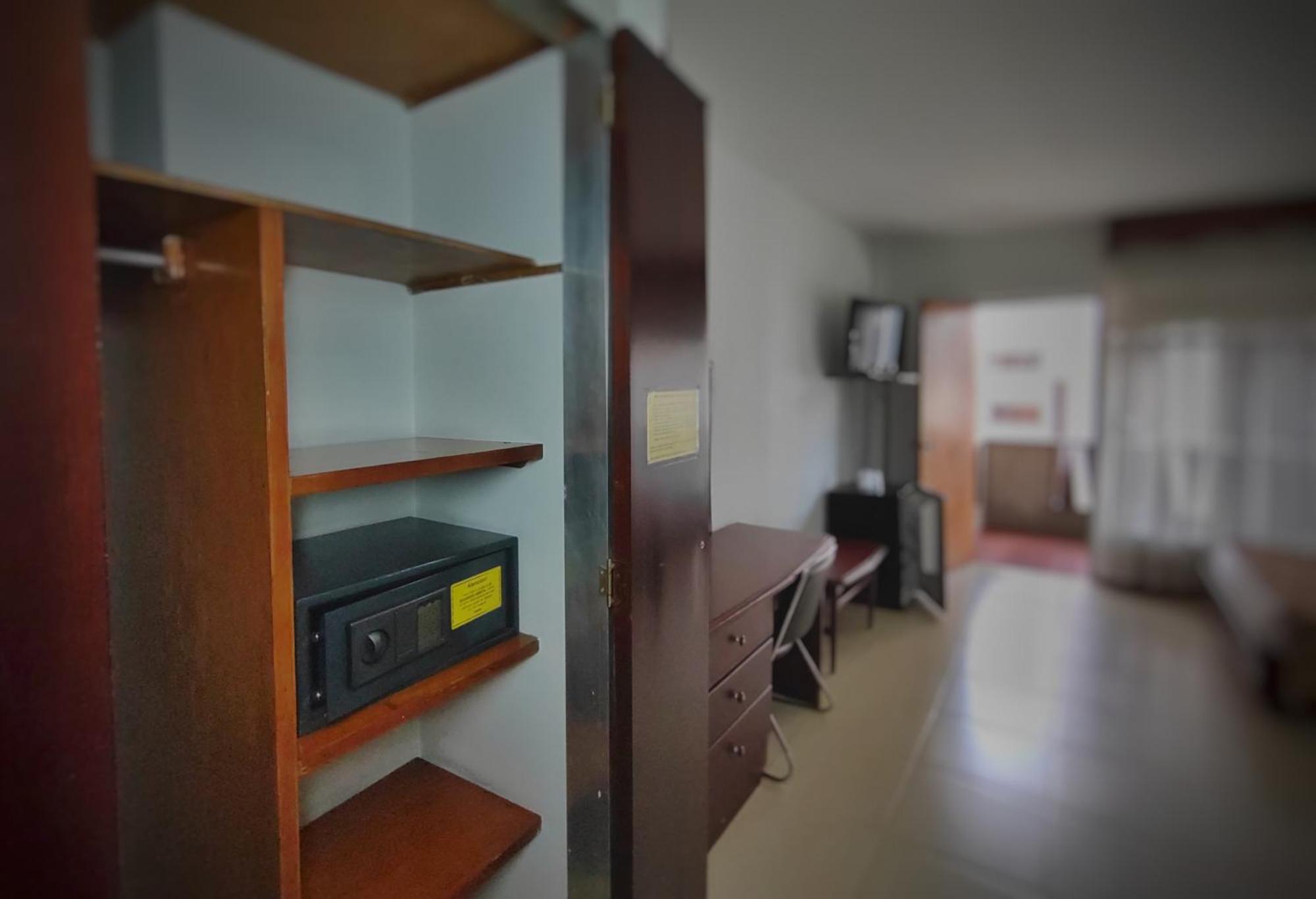 Gran Hotel ميديلين المظهر الخارجي الصورة