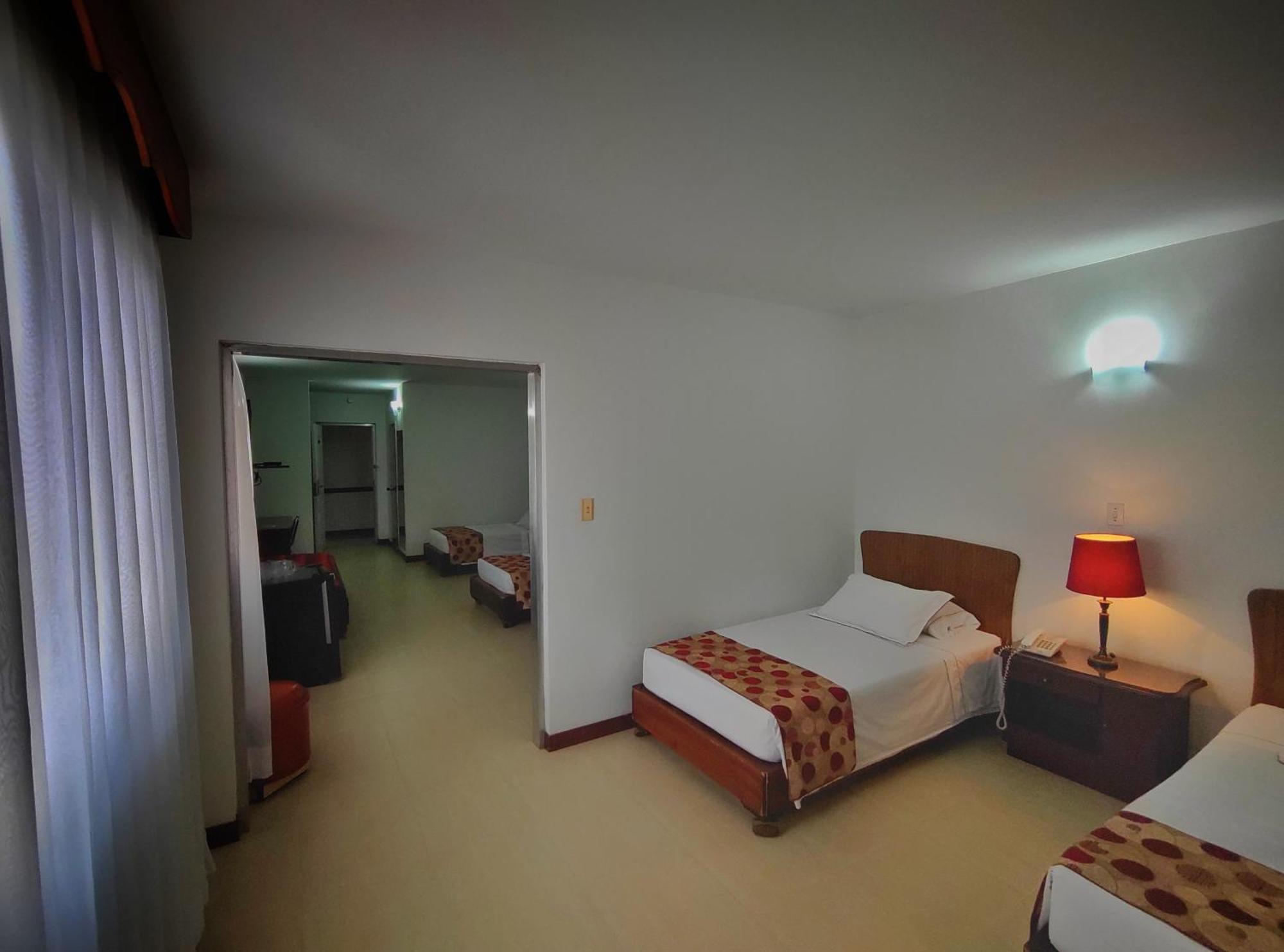 Gran Hotel ميديلين المظهر الخارجي الصورة